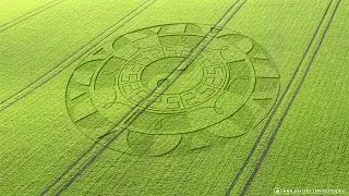 Alien Crop Circle Effect Photoshop Tutorial