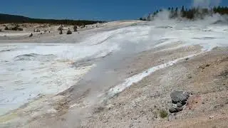 Yellowstone Geiser