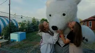 Фотосессия с мишкой после выступления.Наш сайт: праздник01.рф