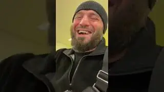 Мага Исма пробует еду Хабиба Нурмагамедова