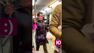 Пранк с рвотным рефлексом в метро и ты спокойно приседаешь на свободное место
