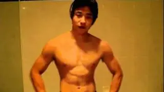 Henry Lin Flexing at home