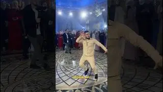 ЧЕЧЕНЕЦ МОЩНО ТАНЦУЕТ🔥 