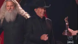 58th annual CMT music awards George strait lifetime achievement award