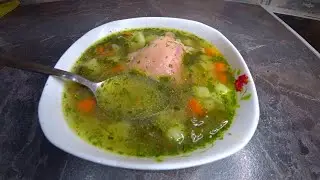 Суп куриный с прозрачным бульоном