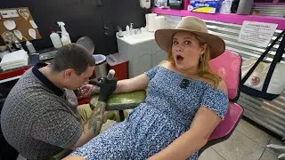 I Got a $10 Tattoo in Las Vegas... 😲