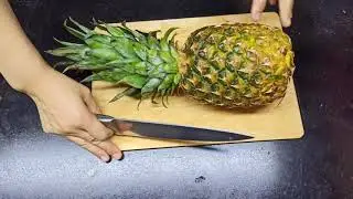 Как Нарезать АНАНАС🍍 Просто, Быстро и Красиво!