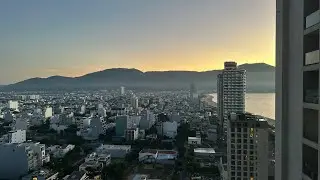 Live do relaxamento na  Praia de Da nang