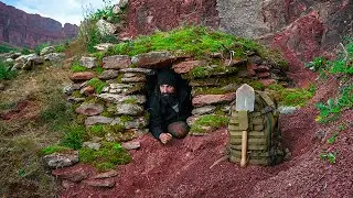 Building stone survival shelter in RED CANYONS | Catch and Cook crayfish found in the river