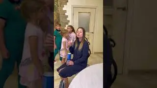 Связали маму ради чипсов😱 Tied up mom for chips😂 