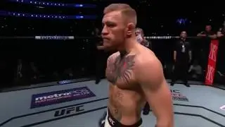 Conor Anthony McGregor походкой с крокодилом