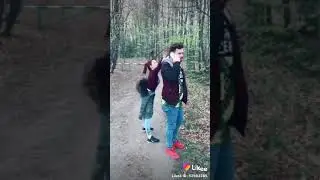 Девушка дразнит парня