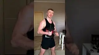 Гантель не девка, бери правильно😂