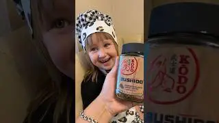 Карина пробует кофе🤣 Телега👉Karina_Yammy 