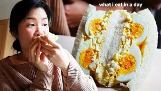 what i eat in a day (7-eleven egg sando, tiramisu, 200 hour ramen!)