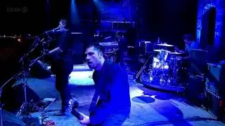 Queens Of The Stone Age - No One Knows [HD] (Live glastonbury 2011)