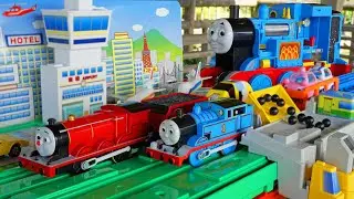 Thomas the Tank Engine ☆ Airport station carrying coal