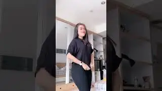 Mbak Semok Legging Ketat Goyang Bokong | TikTok Hot Pemersatu Bangsa