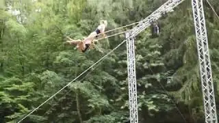 Ruslana and Taisya Bazaliy - Duo Swinging Trapeze