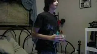 Kid gets Punched in Face after Wii Boxing