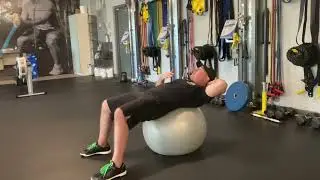 How to perform stability ball crunches correctly