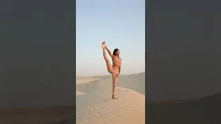 Desert flow in Dubai with Odette