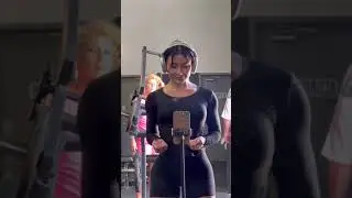 mucle girl tiktok notsnaxy