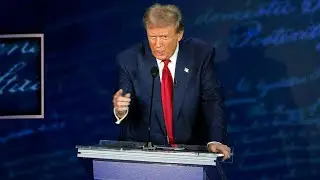 Moderator called out after incorrectly fact checking Donald Trump during debate