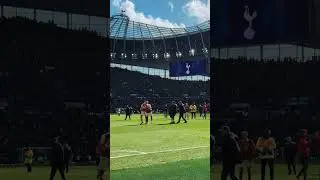 ARSENAL CELEBRATE NORTH LONDON DERBY VICTORY!