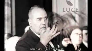 In una riunione dell'Associazione nazionale autori cinematografici intervengono registi, ..
