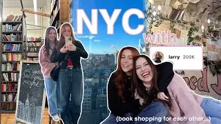 book shopping (for each other) in nyc 🗽📖⭐️ with  
