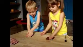 CHEBURASHKI Двойняшки Александр и София мастерят с папой