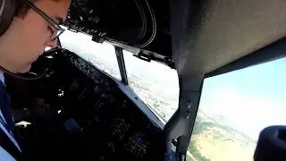 Boeing 737-800 landing at Madrid - Barajas - Cockpit view