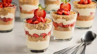 No Bake Strawberry Cheesecake Cups