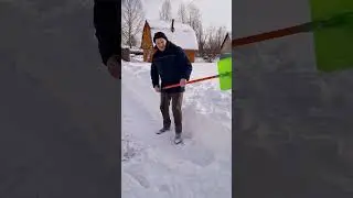 Замело снегом