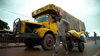 La vie des commerçants ambulants au Sénégal n'est pas toujours facile