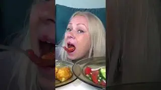 салат помидоры #mukbang #еда #рецепт #вкусно #пп #кабачкижареные #рецепты