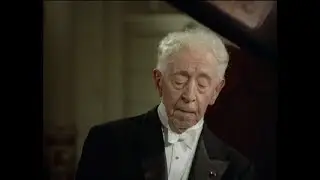 Arthur Rubinstein plays Brahms: Capriccio in B minor, Op.76 No.2 (1973)