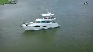 2015 550 Prestige Yacht For Sale 
