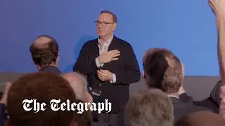 Kevin Spacey receives standing ovation at surprise appearance in Oxford