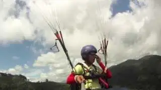 Paragliding in Maninjau (Pilot: Yenny)