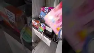 Di Kunci dalam Kamar mandi dapat Kotak Berhadiah Raksasa ! 
