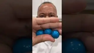 👂 ASMR AMERICA’S ORIGINAL DUBBLE BUBBLE GUM BALLS CANDY BLUE RAZZ BERRY EATING SOUNDS 👂 