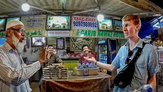 Local harasses for money until foreigner speaks perfect Hindi 🇮🇳