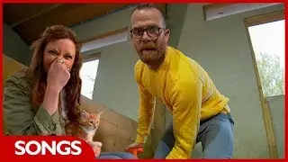 CBeebies Songs | Poo Song | Ferne & Rory Vet Tails