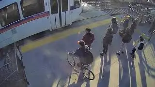 Good Samaritan saves blind man from walking in front of train at RTD station