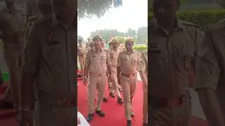 पुलिस के जवानों द्वारा स्वतंत्रता दिवस #indianarmy #song #army #bollywood #hindisong #khaki