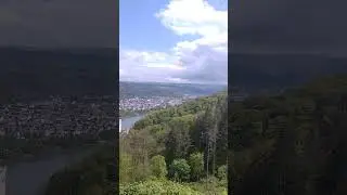 Beautiful view on the Castle Stolzenfels 🏰 Schöne Aussicht auf den Rhein und die Burg Stolzenfels 🏰