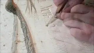 РЕЗНОЕ ПАННО ИЗ НЕ ОБРЕЗНОЙ ДОСКИ .. Wood carving ☝️🥸