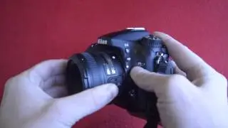 How to remove or install a lens on the Nikon D7200